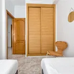 Vivi Homes - Casa Elola Nyaraló *