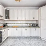 Vivi Homes - Casa Elola *