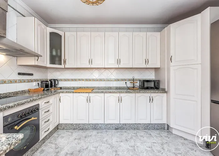 Vivi Homes - Casa Elola *