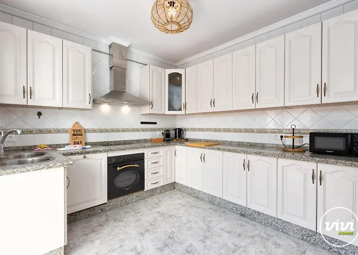 Vivi Homes - Casa Elola Nyaraló *